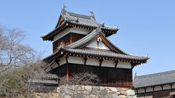 《豊臣兄弟！》"石が採れない土地"になぜ巨大な城？秀長が拠点とした｢郡山城｣の城造りの謎