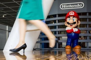 Super Mario's iPhone Surprise Fuels Hopes for Nintendo