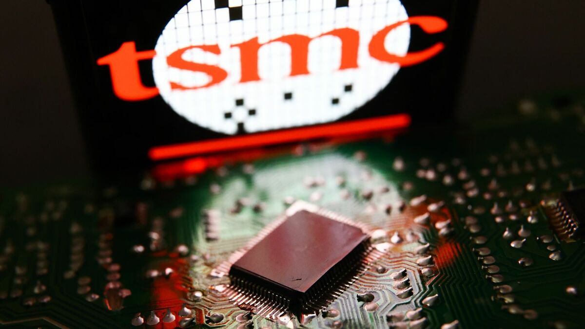 円形ウェハーから矩形パネルに変わる!?TSMCが緘口令を敷いた次世代半導体先進パッケージ｢CoPoS｣の中身 | ビジネス | 東洋経済オンライン