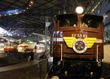 鉄道博物館収蔵のEF58形89号機。「つばめ」のヘッドマークを付けた姿（撮影：南正時）