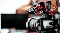動画作りの｢秘密兵器｣ 凝るならカメラよりマイク