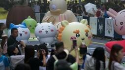 中国の若者が《ちいかわ》に熱狂､日中関係が悪くても｢こぞってグッズを買う｣その背景にある"若者の心を掴む理由"