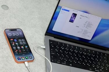 アップデート中にiPhoneが文鎮化──eSIM時代