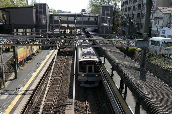 参宮橋駅構内はバラスト・ラダー軌道