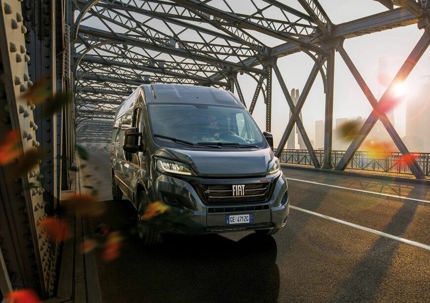 キャンピングカーのベース車両として国内導入されたデュカト（写真：ステランティス・ジャパン）