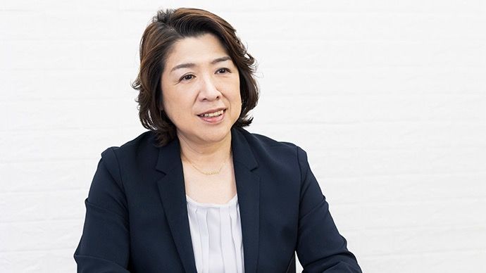 【藤崎忍】絶滅寸前の『ドムドムハンバーガー』を救った元専業主婦社長「不安症だし、自分に自信がないからできることがある」（写真：Woman type編集部）