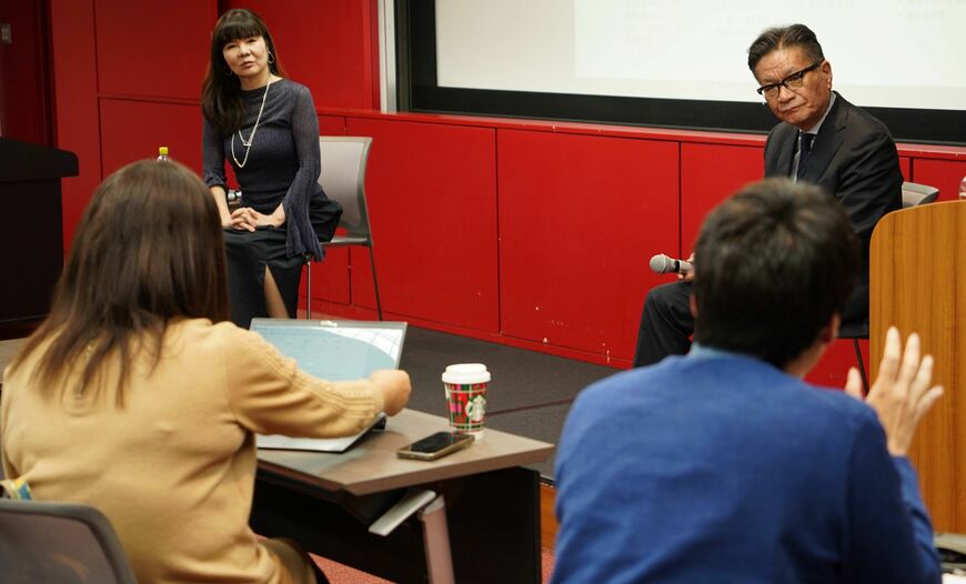 特別講義に登場した佐々木道夫さん。キーエンスの社長を、10年にわたり務めた（写真：筆者提供）