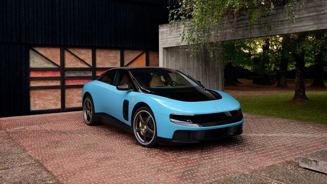 フェラーリ初のEVとなる新型車「ルーチェ」（写真：Ferrari）