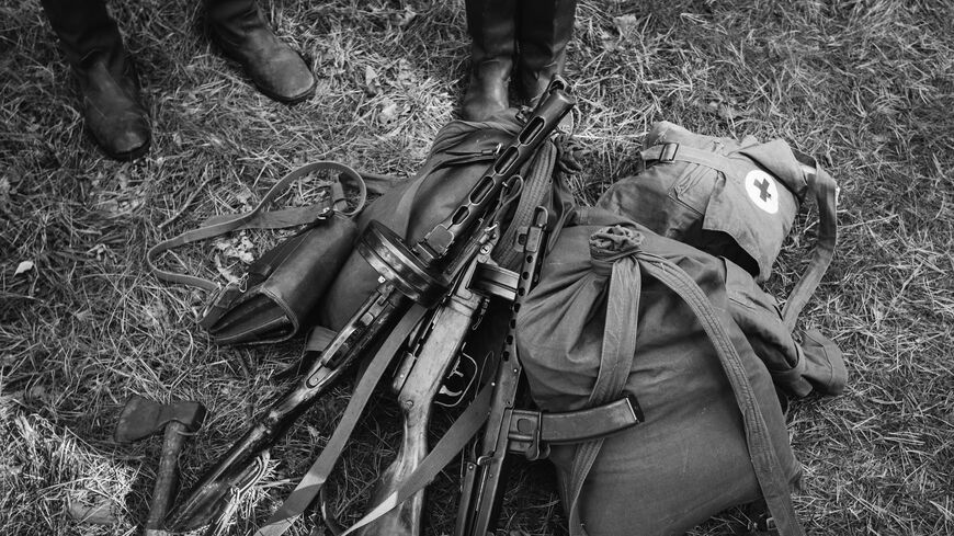 ロシアにとって戦争とはどういうものなのか、亀山氏が解説します（写真：Ryhor Bruyeu／PIXTA）