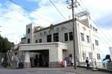 1932年の開業当時の姿を残す六甲山上駅の駅舎（編集部撮影）