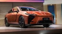 レクサス｢新型ES｣全長5m超に巨大化した必然