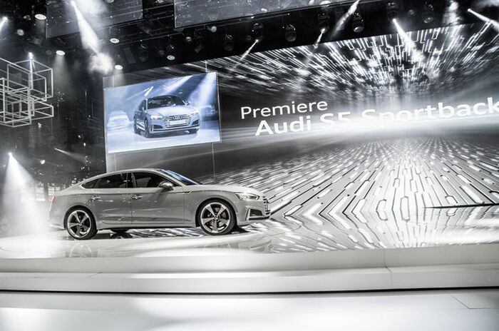 アウディ S5 スポーツバック｜Audi S5 Sportback