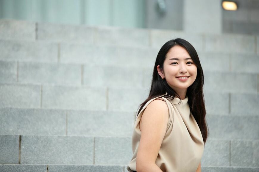 「ミスコンは応募段階も含めると、意外と長い時間がかかります。なので、留学しつつミスコンに出ることは難しいんです」とのこと（筆者撮影）