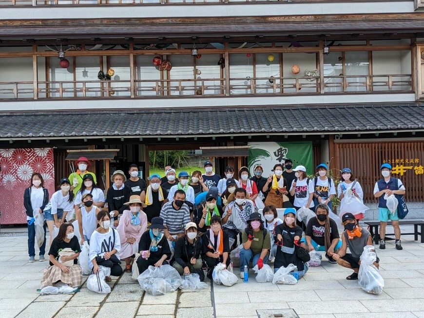 地元住人とファンとの交流も兼ねたイベントも行う（写真：安達勇人さん提供）