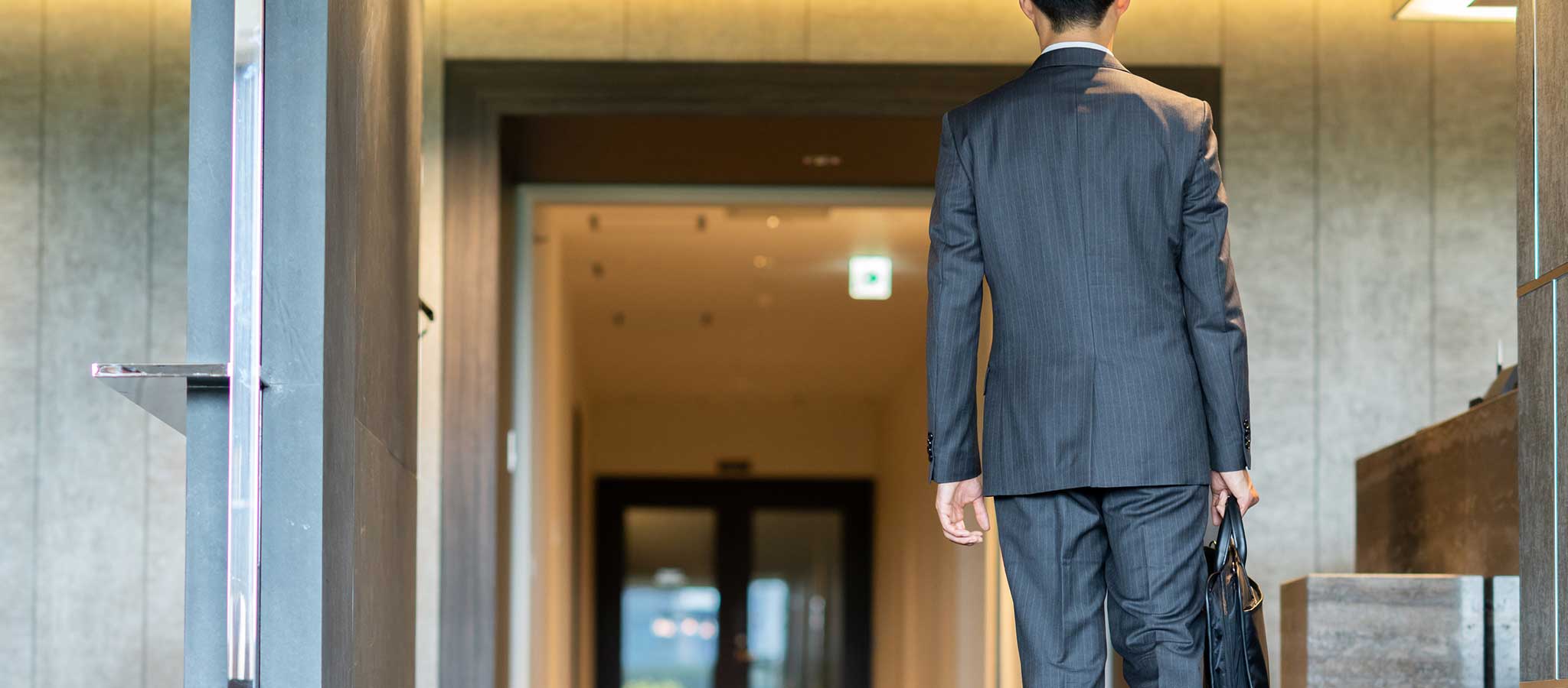 先生の｢結局､文科省が悪い｣論に元官僚が本音