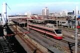 東武鉄道　高架化工事中の太田駅