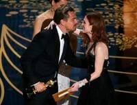 ディカプリオ､ノミネート5度目で初オスカー ｢レヴェナント｣で主演男優賞を受賞