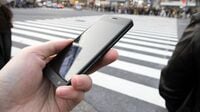 ｢偽基地局詐欺｣が急増"スマホ突然圏外"は要警戒