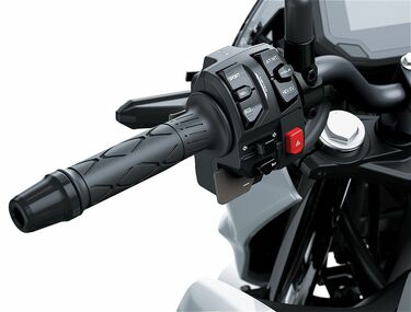 カワサキ｢Z7ハイブリッド｣バイク電動化の未来 発売目前の新型