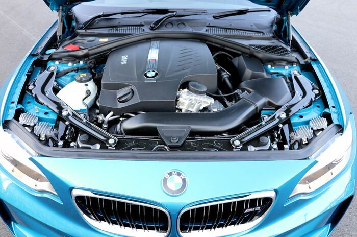 ビー・エム・ダブリュー M2 クーペ｜BMW M2 Coupe