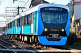 静岡鉄道が導入している新車のA3000形。7色のカラーバリエーションがある（写真：河野信紀／PIXTA）