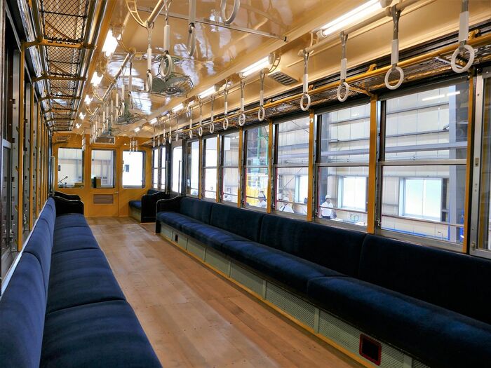 修復作業を終えたデハ230形