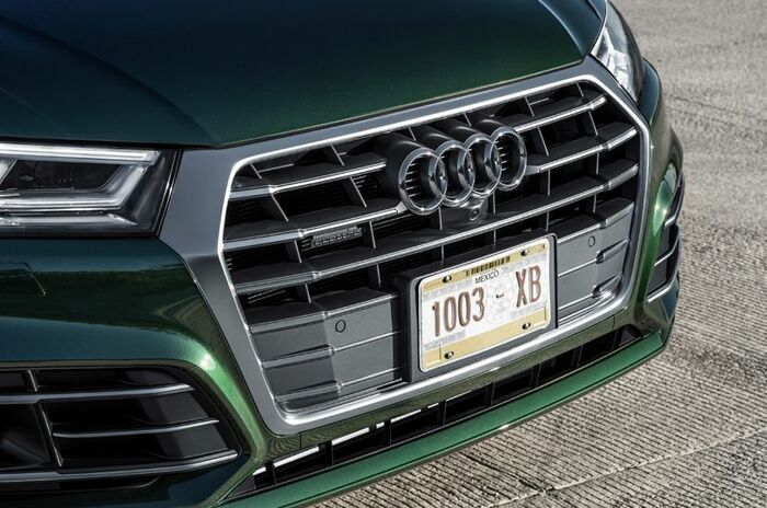 アウディ Q5 3.0 TDI  クワトロ｜Audi Q5 3.0 TDI quattro