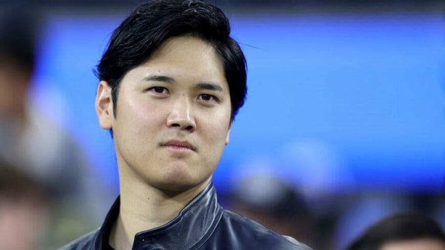 メジャーリーガー大谷翔平が行った野球界の未来と子どもたちへの思いを込めたグローブのプレゼントを、受け取った自治体が政治利用するケースが波紋を呼んでいる（写真：Sean M. Haffey／getty）
