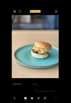 「f1.4」に設定。背景がボケているのがわかります。