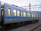 連結面寄りから見た先頭車の側面