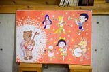 レトロ感のある非売品のジャンボ絵本（写真撮影／土屋比呂夫）