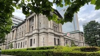 日銀の手持ちカードは尽き､｢円売り｣挑発が襲う ｢玉虫色の修正｣が招く｢引き締め｣催促相場