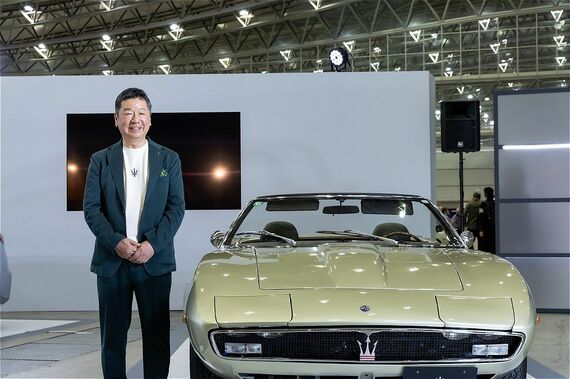 マセラティの公式認定プログラム「マセラティ・クラシケ」の日本導入を発表する、マセラティ ジャパンの代表取締役 木村隆之氏