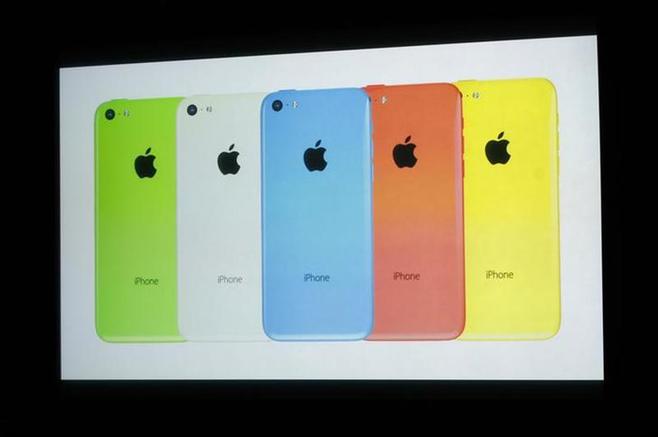 アップル、99ドル「ｉＰｈｏｎｅ５Ｃ」発表