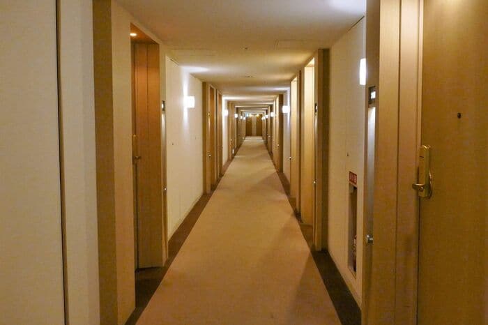 客室階の廊下