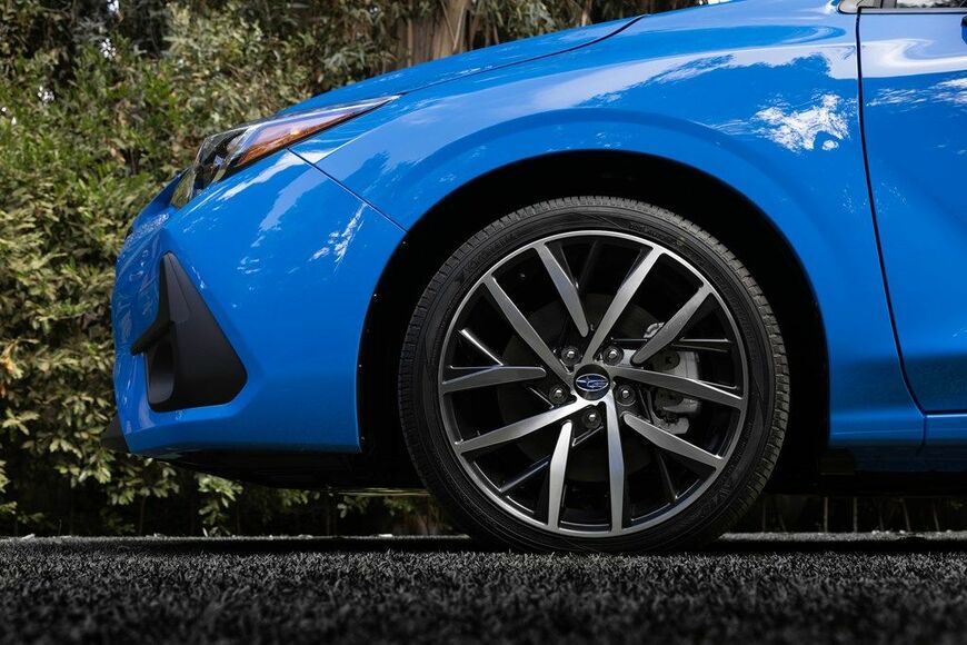 LAショーで発表された新型インプレッサ（写真：Subaru of America）