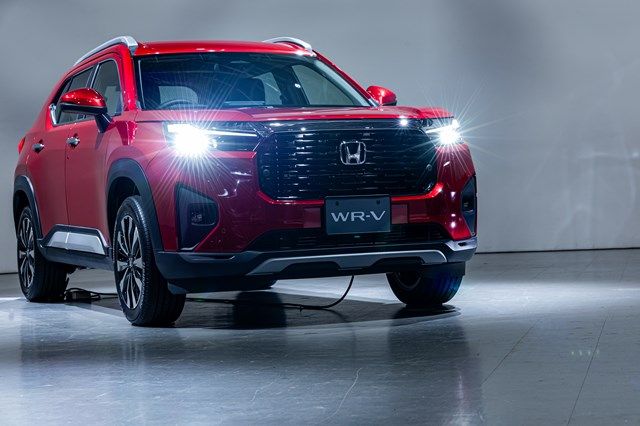 ホンダの新型SUV「WR-V」（写真：三木宏章）