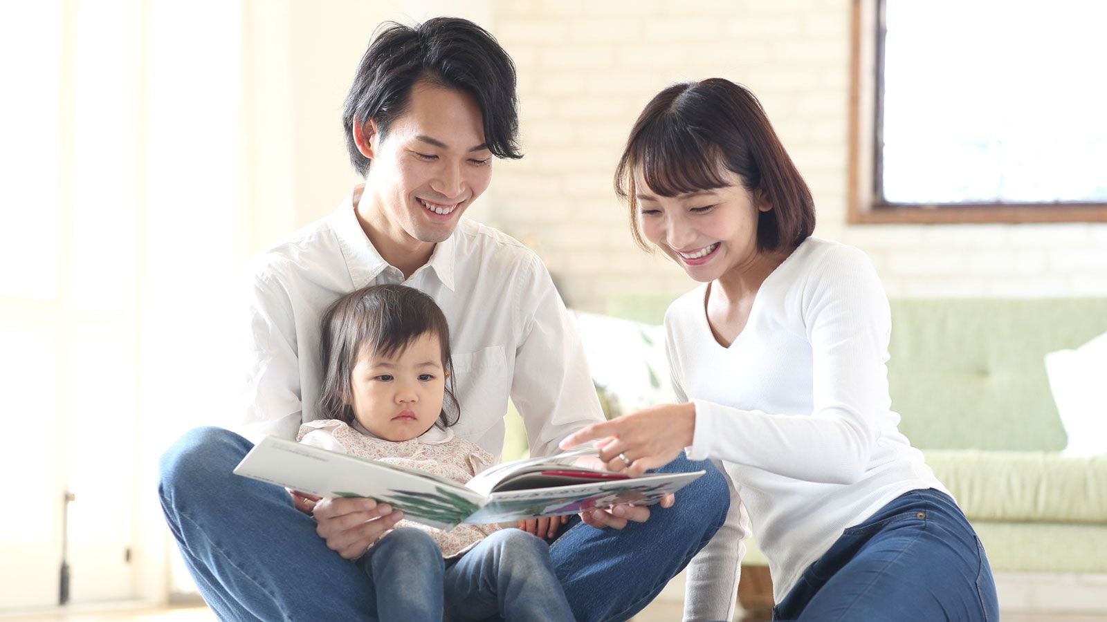 絵本の読み聞かせ 父と母で効果はこんなに違う 子育て 東洋経済オンライン 社会をよくする経済ニュース