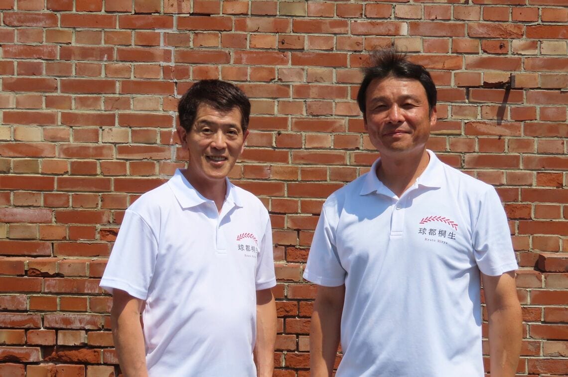 荒木氏（左）と桐生市スポーツ・文化振興課の尾池孝平係長（写真：筆者撮影）