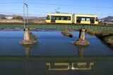 日野川橋梁を渡る「キーボ」（撮影：南正時）