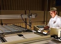 日清紡が１０３年目の「再出発」、太陽電池製造装置を軸に多角化《新「本業」で稼ぐ》