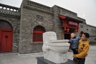 中国のトイレは､なぜ汚いのか