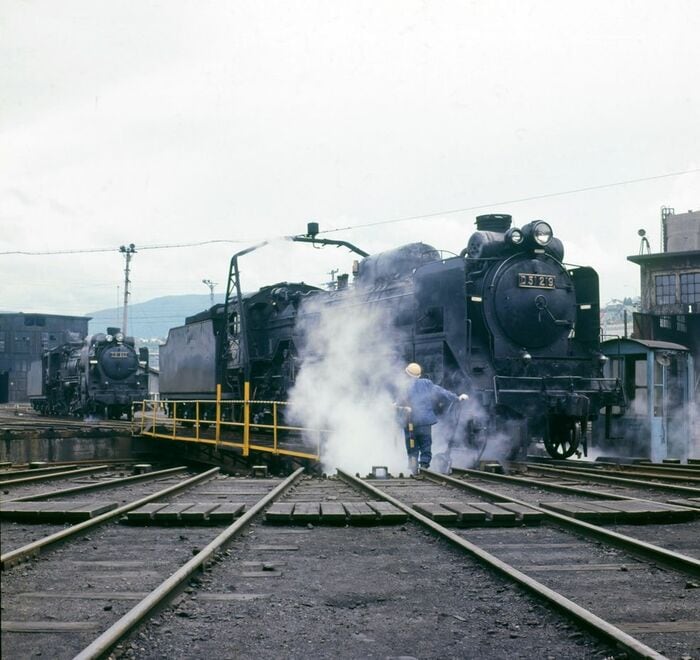 小樽築港機関区のD51形。寅さんが作中で追いかける