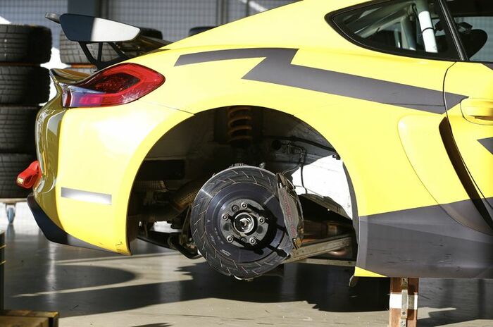 ポルシェ ケイマン GT4 クラブスポーツMR｜Porsche Cayman GT4 Clubsport MR