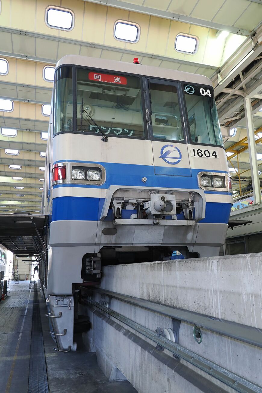 大阪モノレール　車両メンテナンス