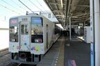 南栗橋駅で出発を待つスカイツリートレイン