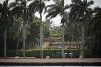 トランプ私邸の捜索は核兵器関連機密文書に狙い 目的の機密文書が回収されたかどうかは不明