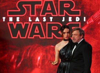 スター･ウォーズ最新作､週末興収史上2位に