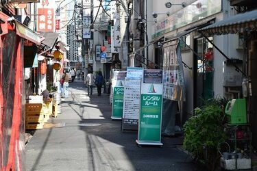 全裸 少年 着替え 