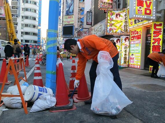 日本駆け込み寺の活動に参加していた頃の千葉さん